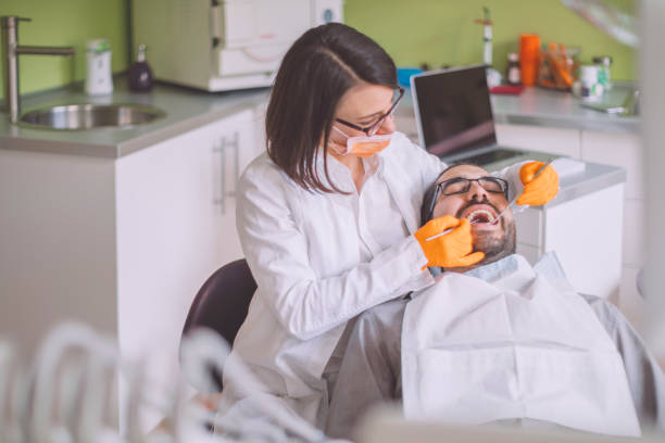 Best Emergency Dentist Near Me  in Lakewood Clu, MI